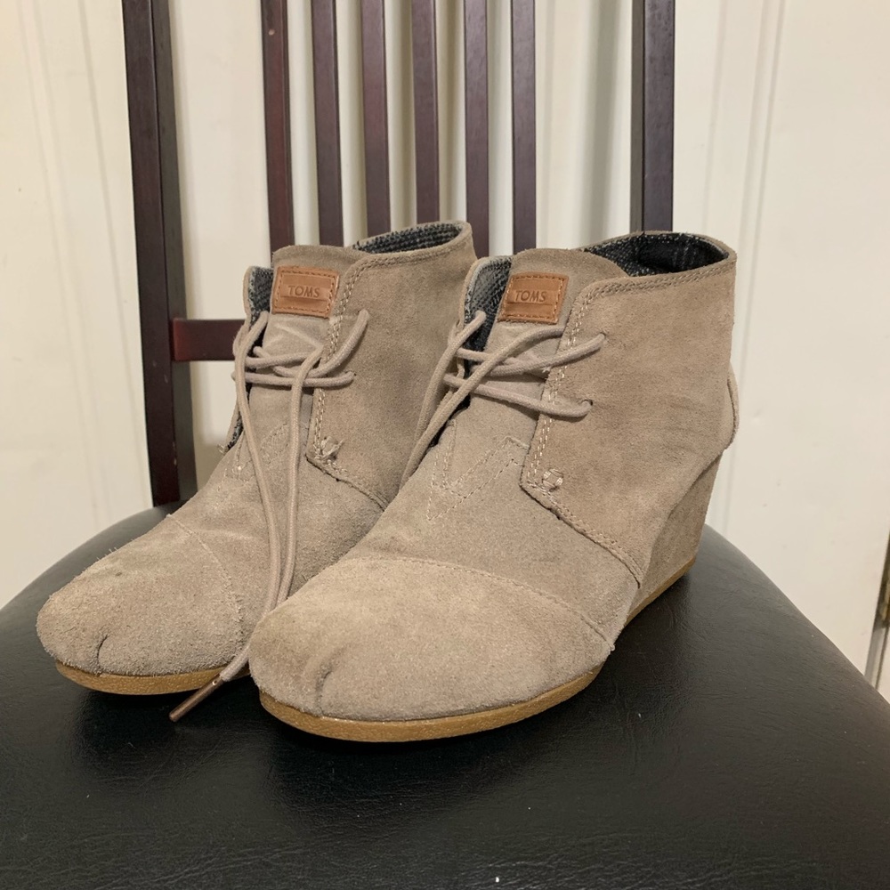 Toms wedges